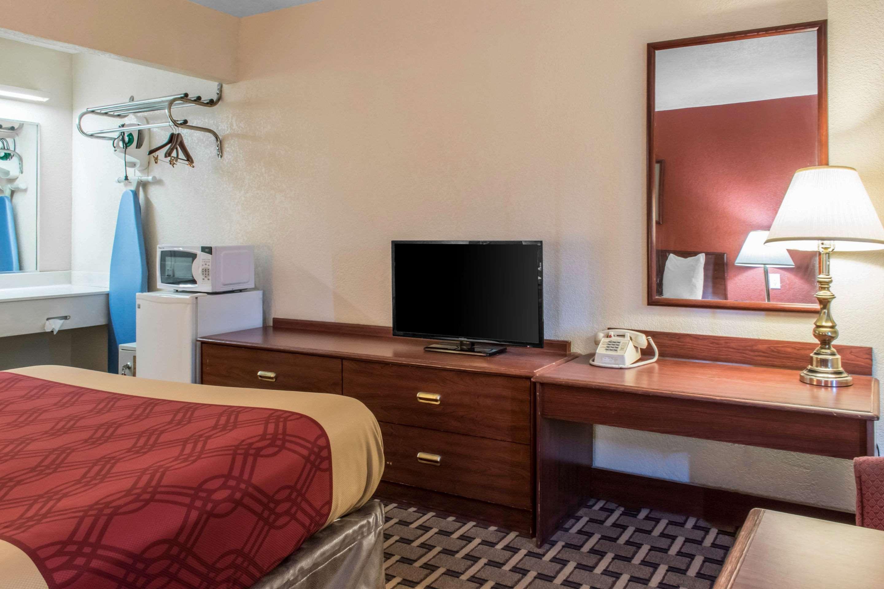 Econo Lodge Carlisle Eksteriør billede